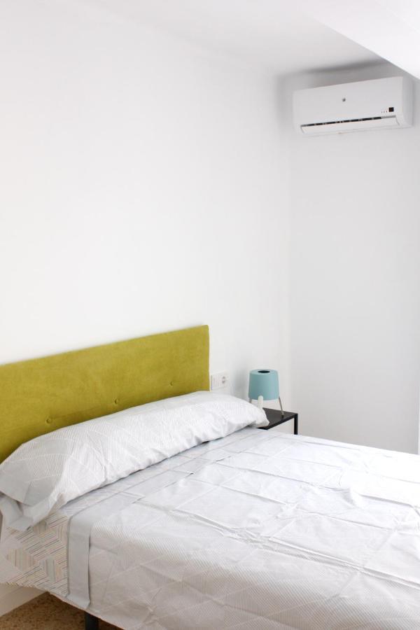 Apartamento Privado Proximo A Playa Y Ciencias Con Wifi Apartment Валенсия Екстериор снимка